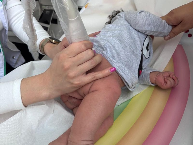 Ecografie de șold la nou-născut în Craiova – screening esențial pentru dezvoltarea corectă